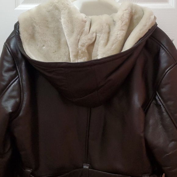 Coat - Picture 9 of 15